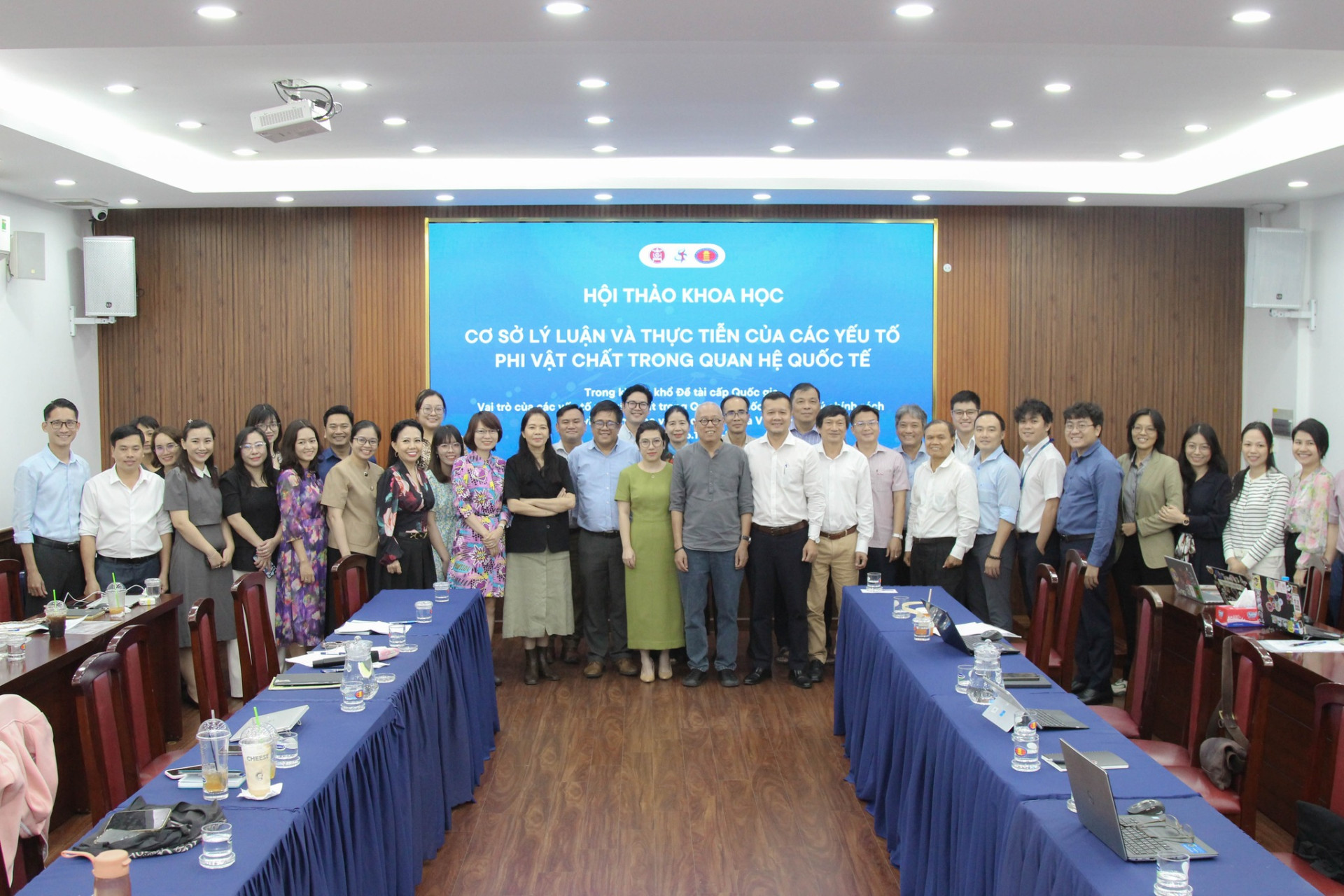 Hội thảo Khoa học Quốc gia: “Cơ sở lý luận và thực tiễn của các yếu tố phi vật chất trong quan hệ quốc tế”